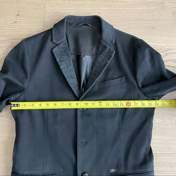 Super trendy sports blazer by Diesel - Picture 9 of 12